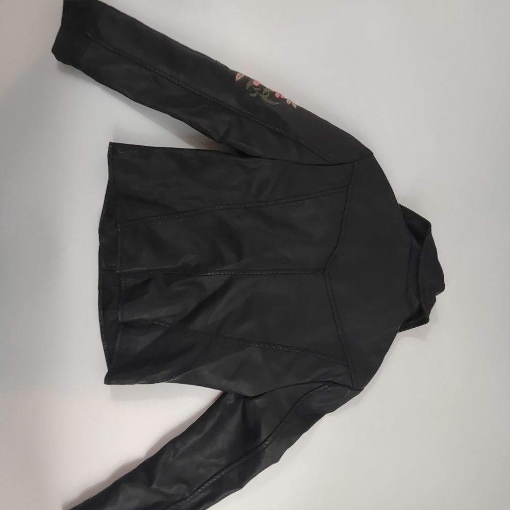 Sold on M Adorable humming bird floral embroidered Faux leather moto jacket - Picture 5 of 6